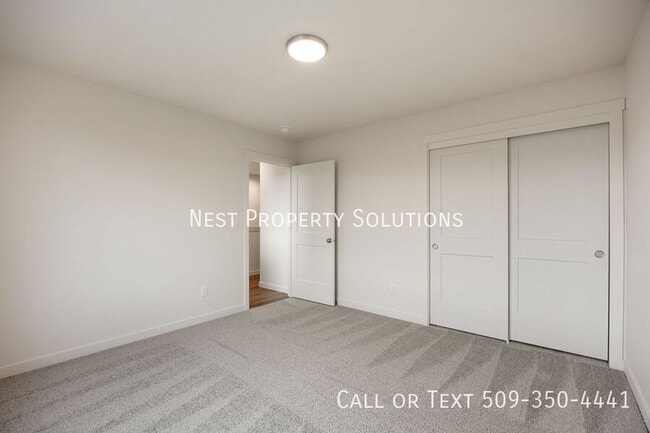 Building Photo - 601 S Dorsing St