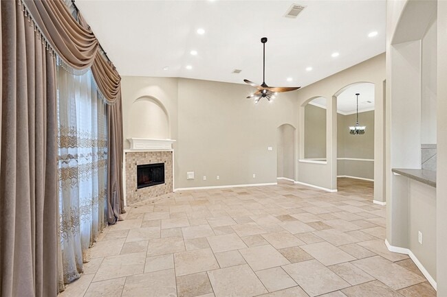 Building Photo - 18819 Forest Deer Rd