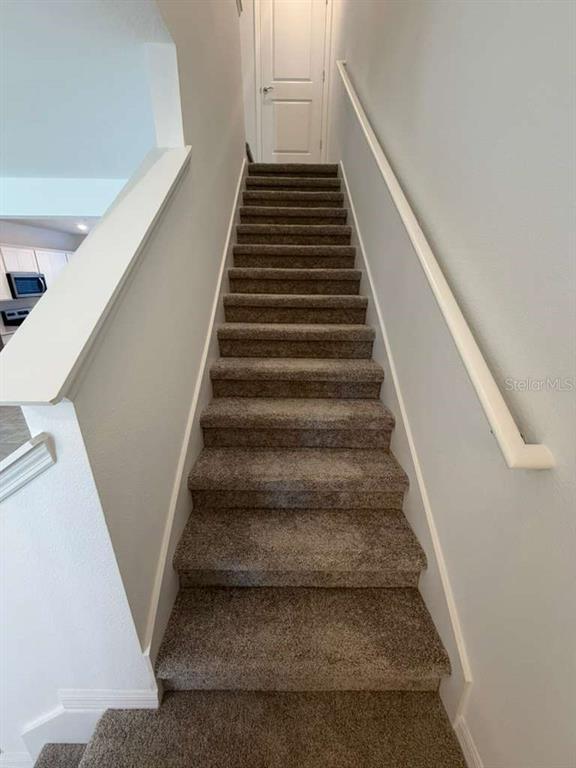 Building Photo - 4617 ORCHARD VIEW Aly