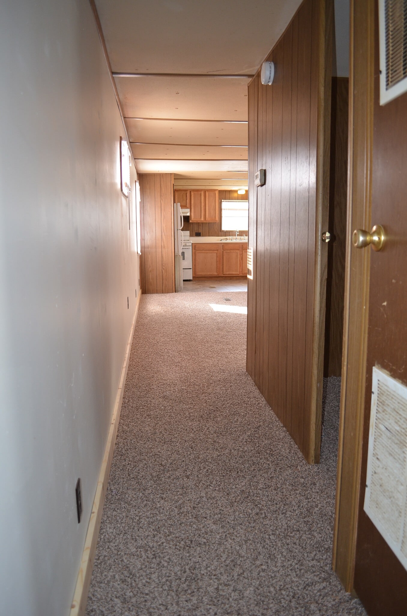Building Photo - 8000 Rolling Hills Dr
