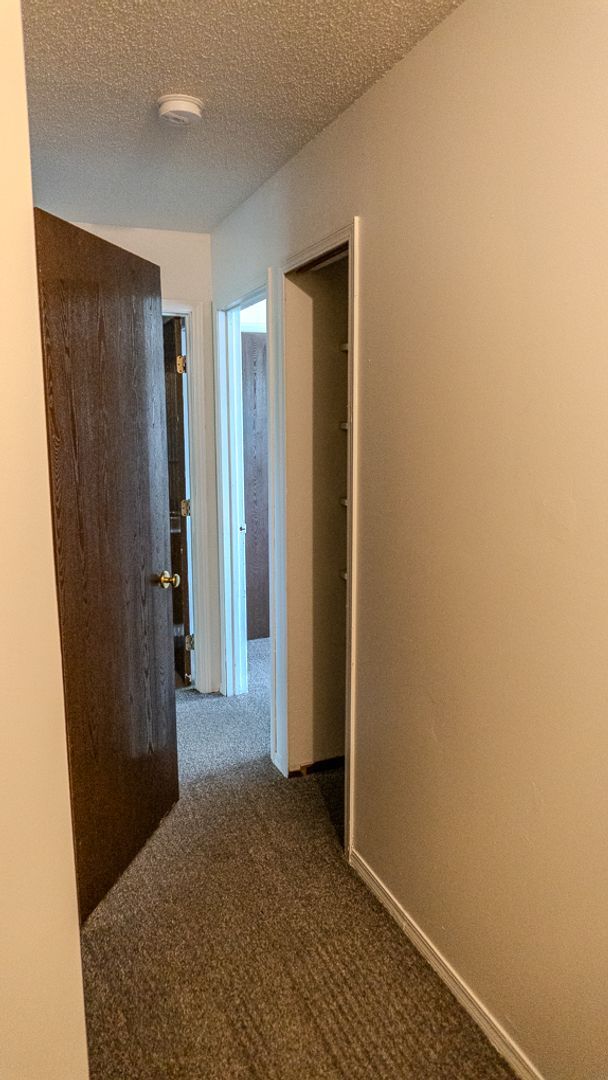 Building Photo - Charming Updated Home in the Heart of Toledo