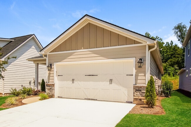 Building Photo - 5485 Caneel Ln
