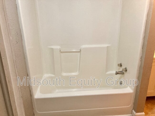 Building Photo - 808 S Lexington St