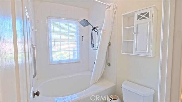 Building Photo - 415 E Bougainvillea Ln