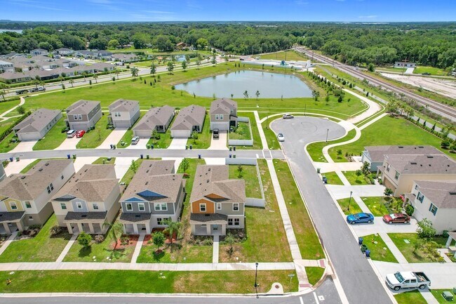 Building Photo - 1504 Hummingbird Rd