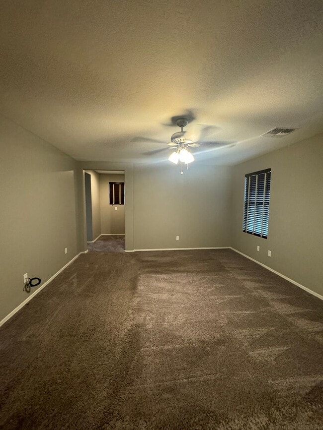 Building Photo - 16345 W Latham St