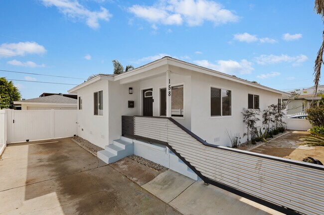 Building Photo - 158 Forbes Ln