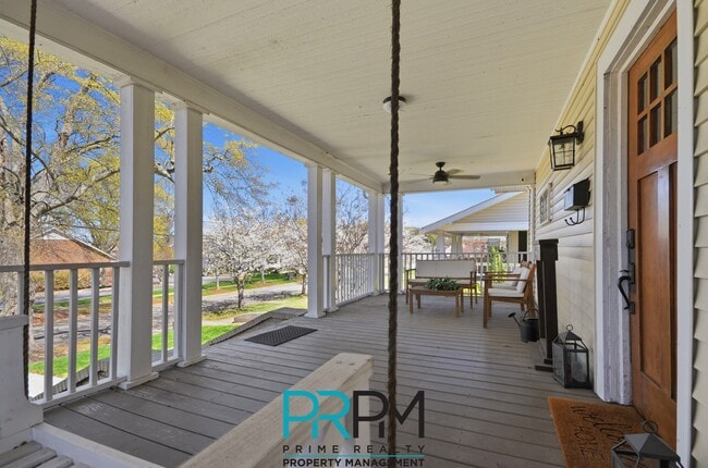 Building Photo - 24 Tindal Ave