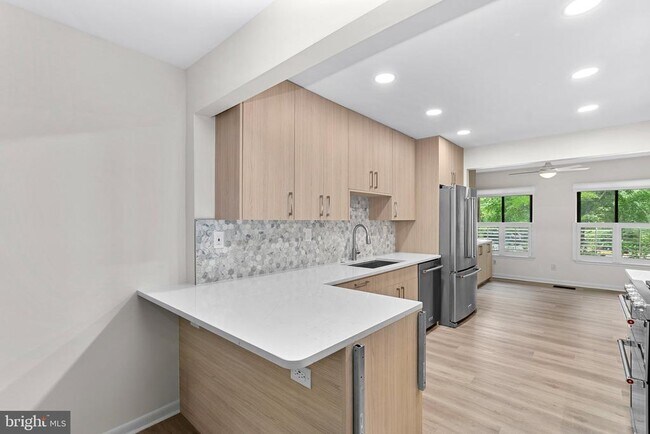 Building Photo - 11545 Hearthstone Ct