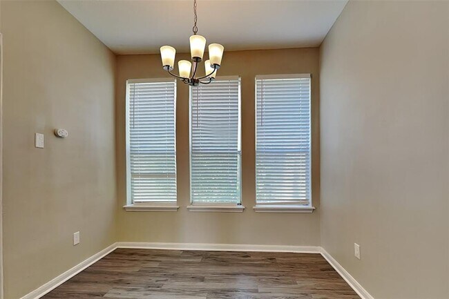 Building Photo - 12522 Lusterleaf Dr