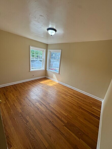 Building Photo - 2921 N 76th St