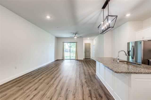 Building Photo - 3930 Dalea Dr