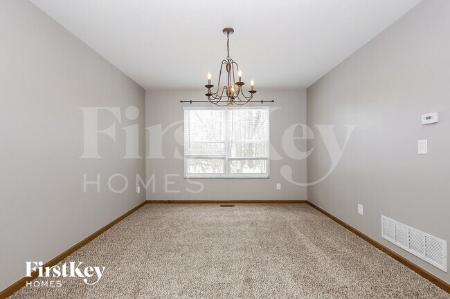 Building Photo - 969 Gray Dr