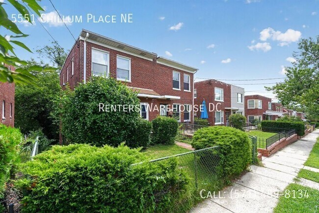 Building Photo - 5551 Chillum Pl NE