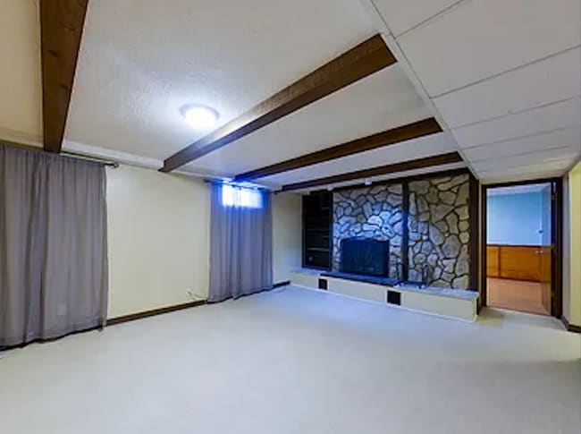 Building Photo - 3101 Arbor Dr