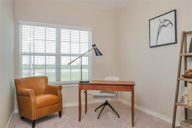 Building Photo - 2429 Carril Al Lago Dr