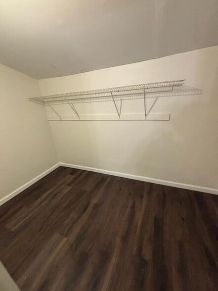 Building Photo - 12500 Holey Rd