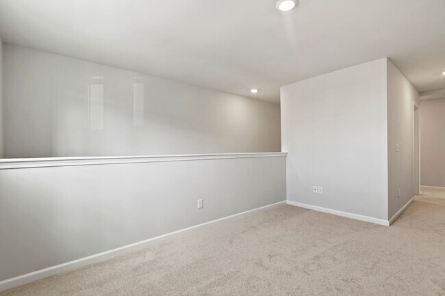 Building Photo - 3 Bedroom, 2.5 Bathroom Home in Summers Corner - Summerville