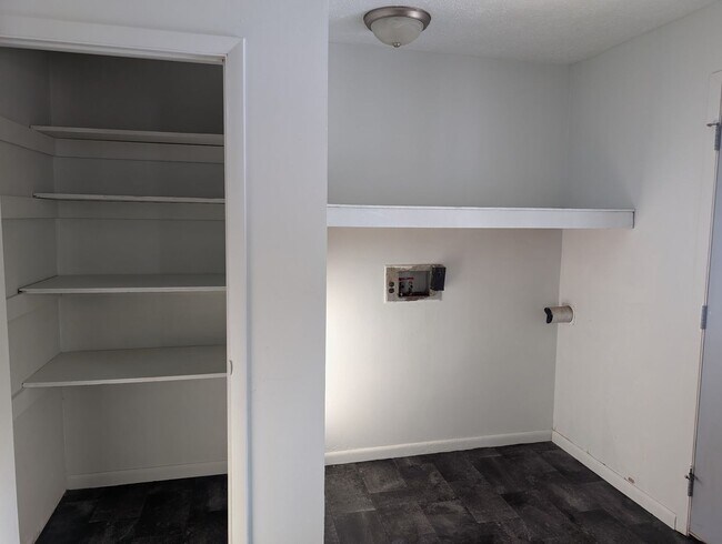 Building Photo - 57-63 John