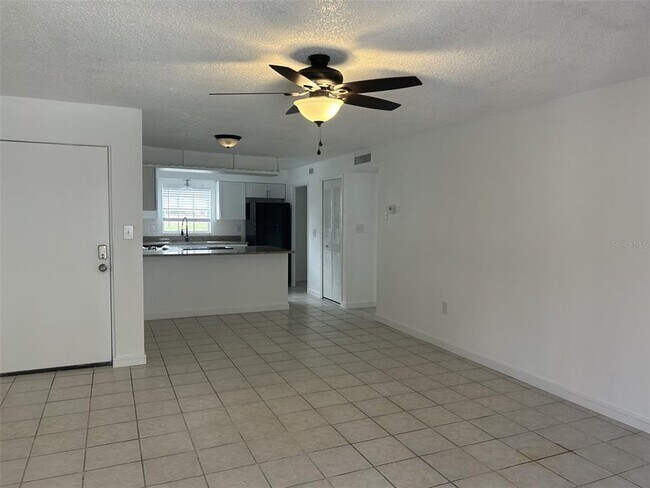Building Photo - 1140 83rd Ave N