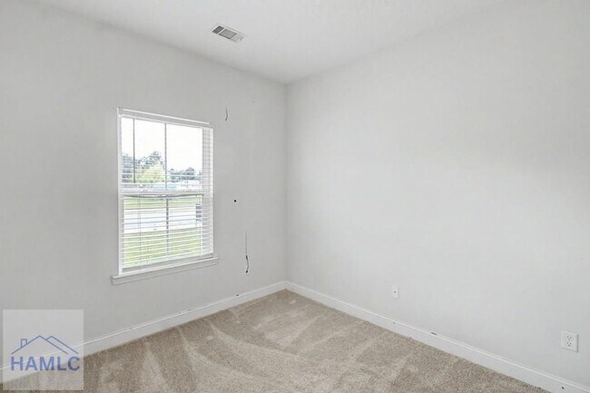 Building Photo - 315 Grayson Ave