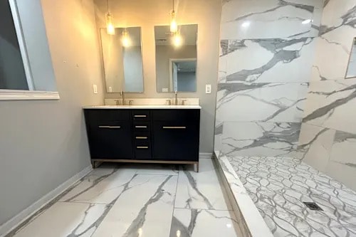 Building Photo - 3715 Del Monico Dr