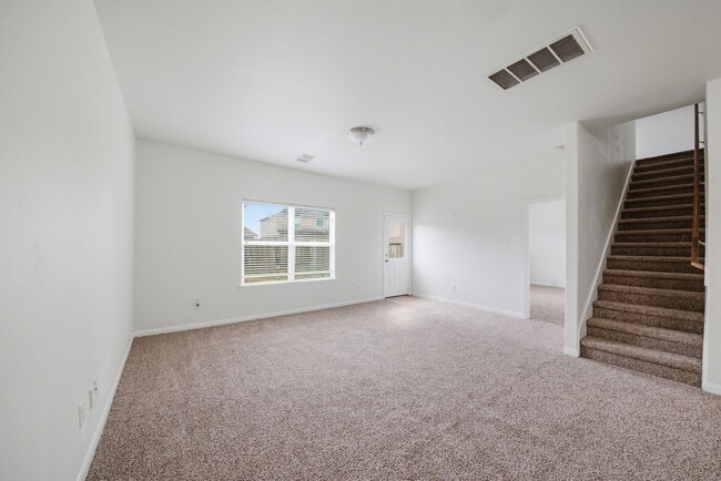 Building Photo - 2006 Quiet Palm Ln