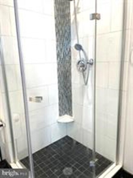 Building Photo - 1600 Arch St