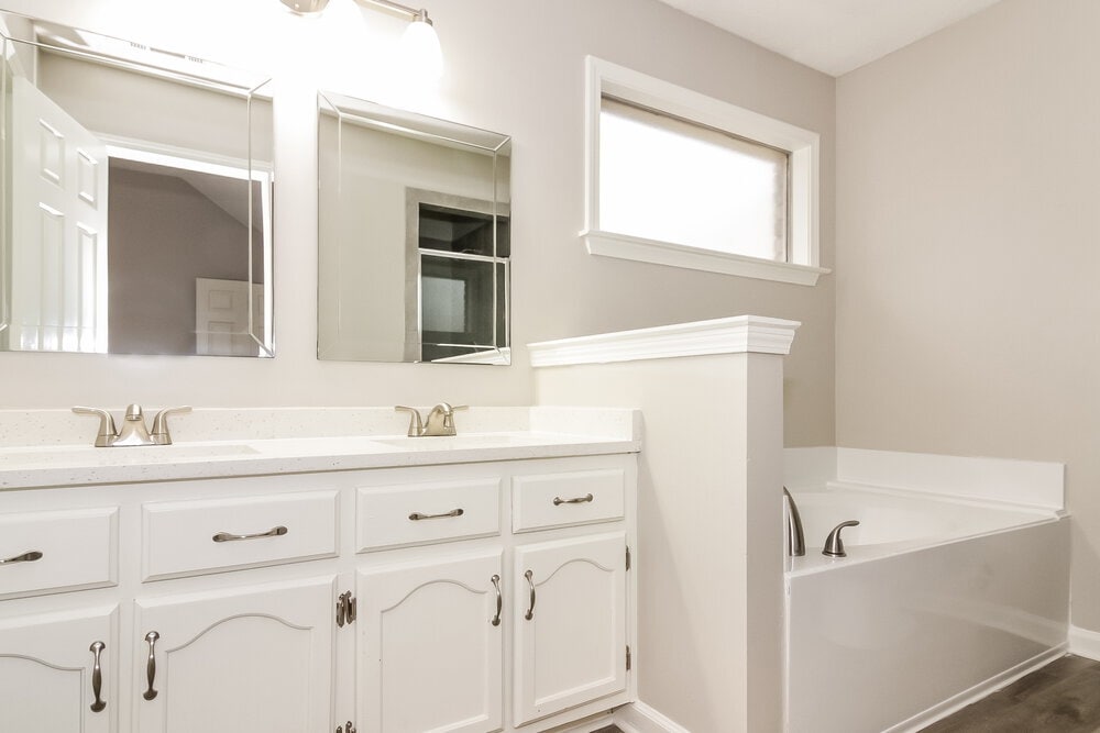 Building Photo - 1124 Dove Hollow Cir E