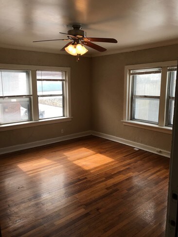 Building Photo - 3606 Baltimore Ave