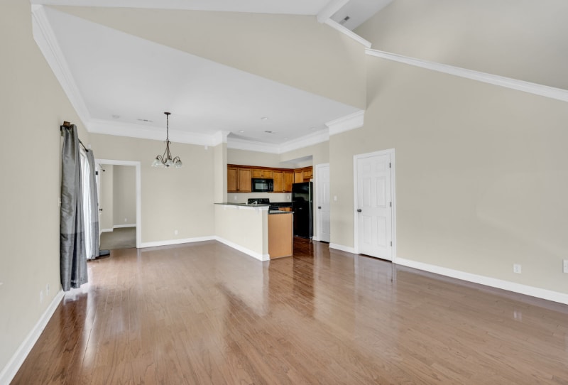 Building Photo - 810 Bracken Trail