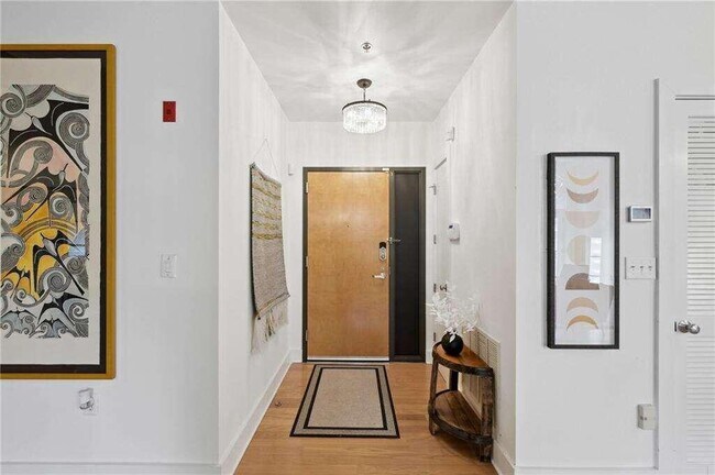 Building Photo - 1058 Piedmont Ave NE