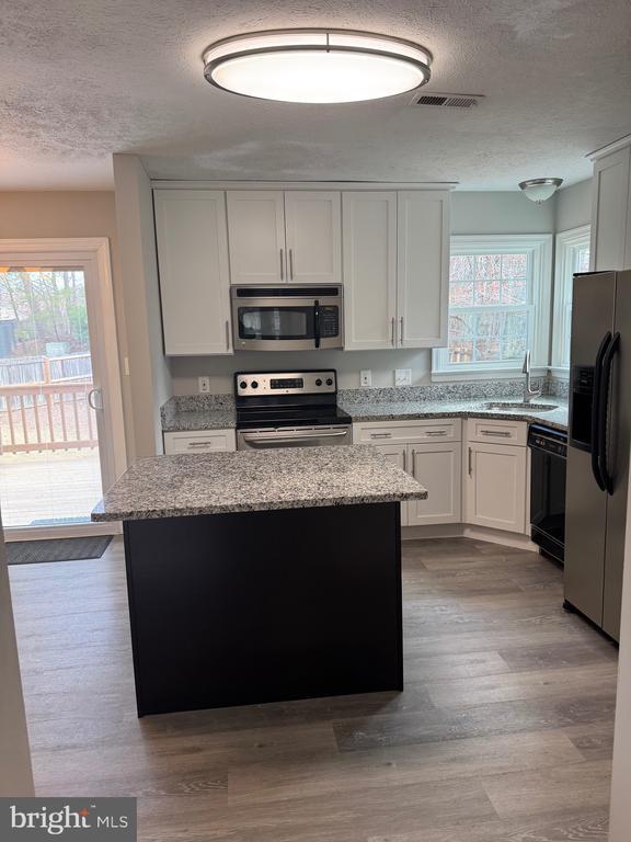 Building Photo - 11629 Enchanted Woods Way