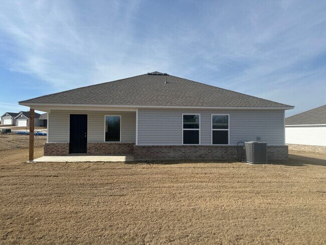 Building Photo - Brand New Three Bedroom | Two Bathroom Home in Claremore