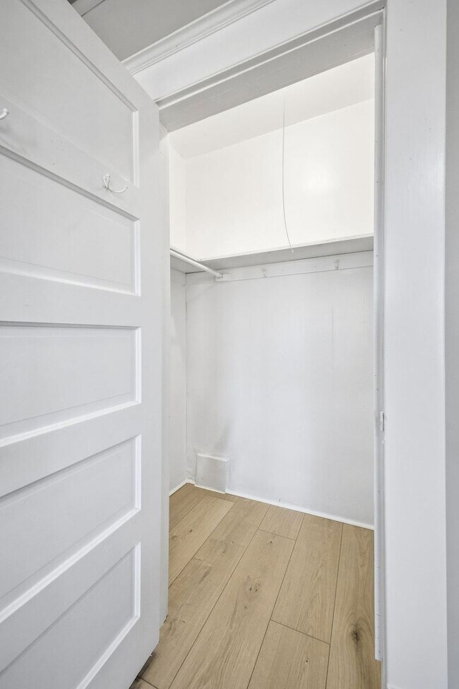 Building Photo - Spacious 4-Bedroom, 1.5-Bath Home with Plenty of Living Space!