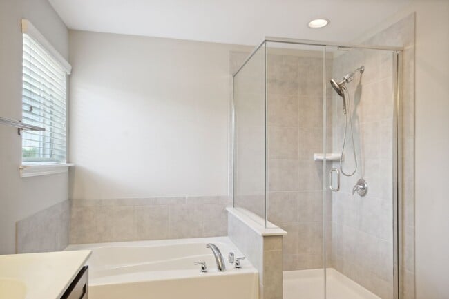 Building Photo - 2169 Grist Mill Dr SW