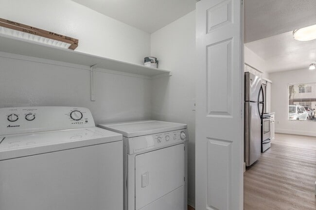 Building Photo - 2 Bedroom 2 Bathroom Condo- Downtown Gilbert