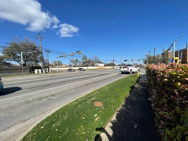 Building Photo - 3316 Walnut Hill Ln