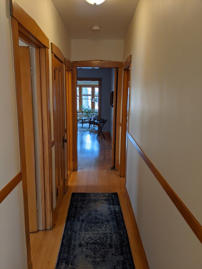 Hall, view to Front - 4431 N Springfield Ave