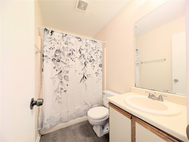 Building Photo - 2018 Redwing Way