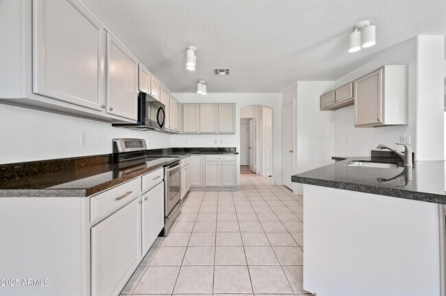 Building Photo - 13011 W Monterey Way