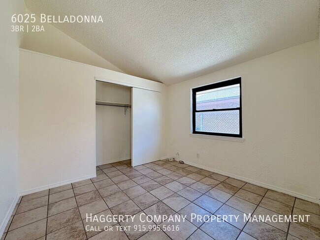 Building Photo - 6025 Belladonna-