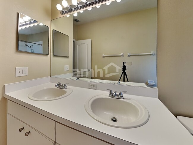 Building Photo - 518 Napa Valley Cir