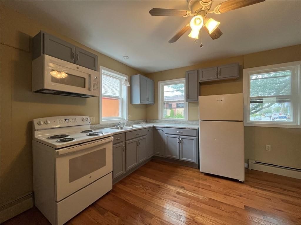 Building Photo - 1104 S Broadway