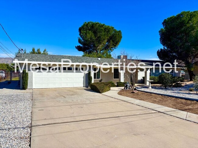 Building Photo - 7095 Lyons Ave