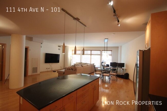 Building Photo - 111 N 4th Ave