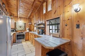Building Photo - 111 Oaktree Ln