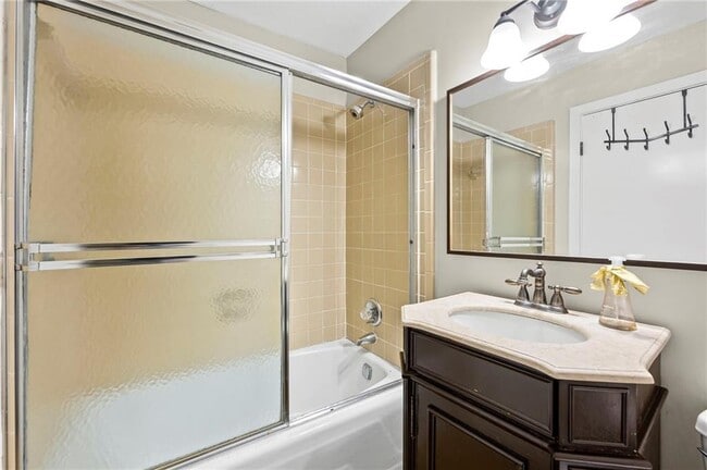 Building Photo - 2710 Margaret Mitchell Dr NW