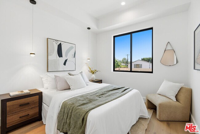 Building Photo - 4095 Sawtelle Blvd