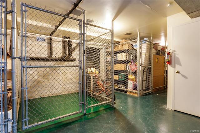 Building Photo - 2 bedroom in Bronx NY 10464
